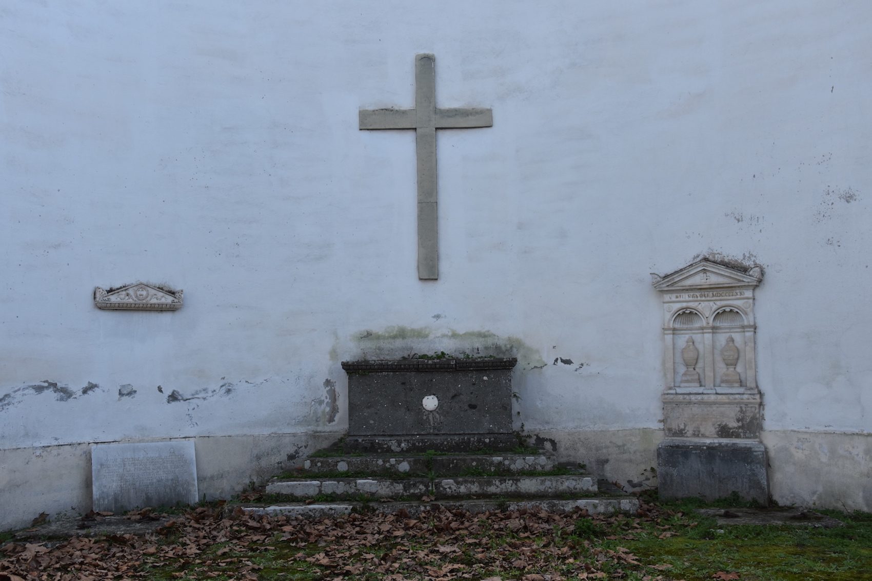 Albano Cemetery, Albano - 08.JPG